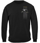 Black Flag Patriotic Striped Bass Fishing 100% Cotton Black Long Sleeve T-Shirt